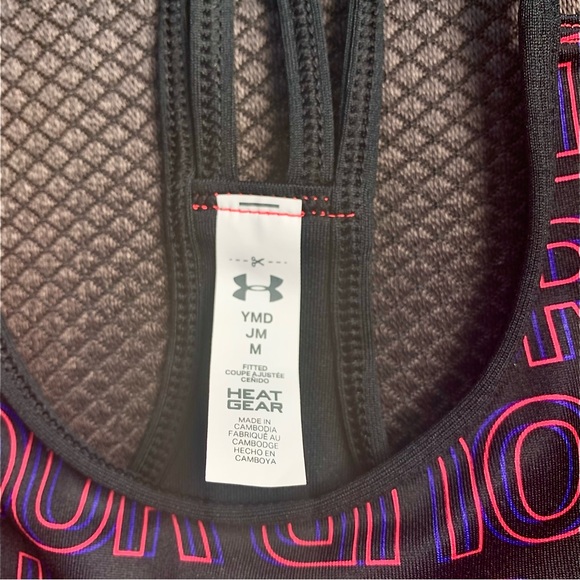 Under Armour Youth HeatGear Armour Printed Novelty Sports Bra, size Medium - Picture 3 of 8